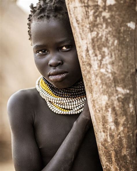 Nude African Women & Girls Porn Pics .